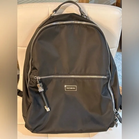 Samsonite Tech Backpack - Picture 1 of 11